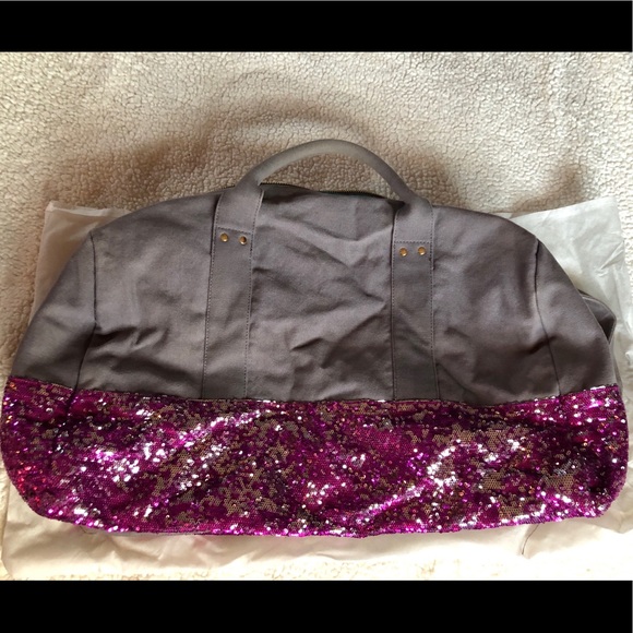 Deux Luxe Weekender Bag - Picture 2 of 8